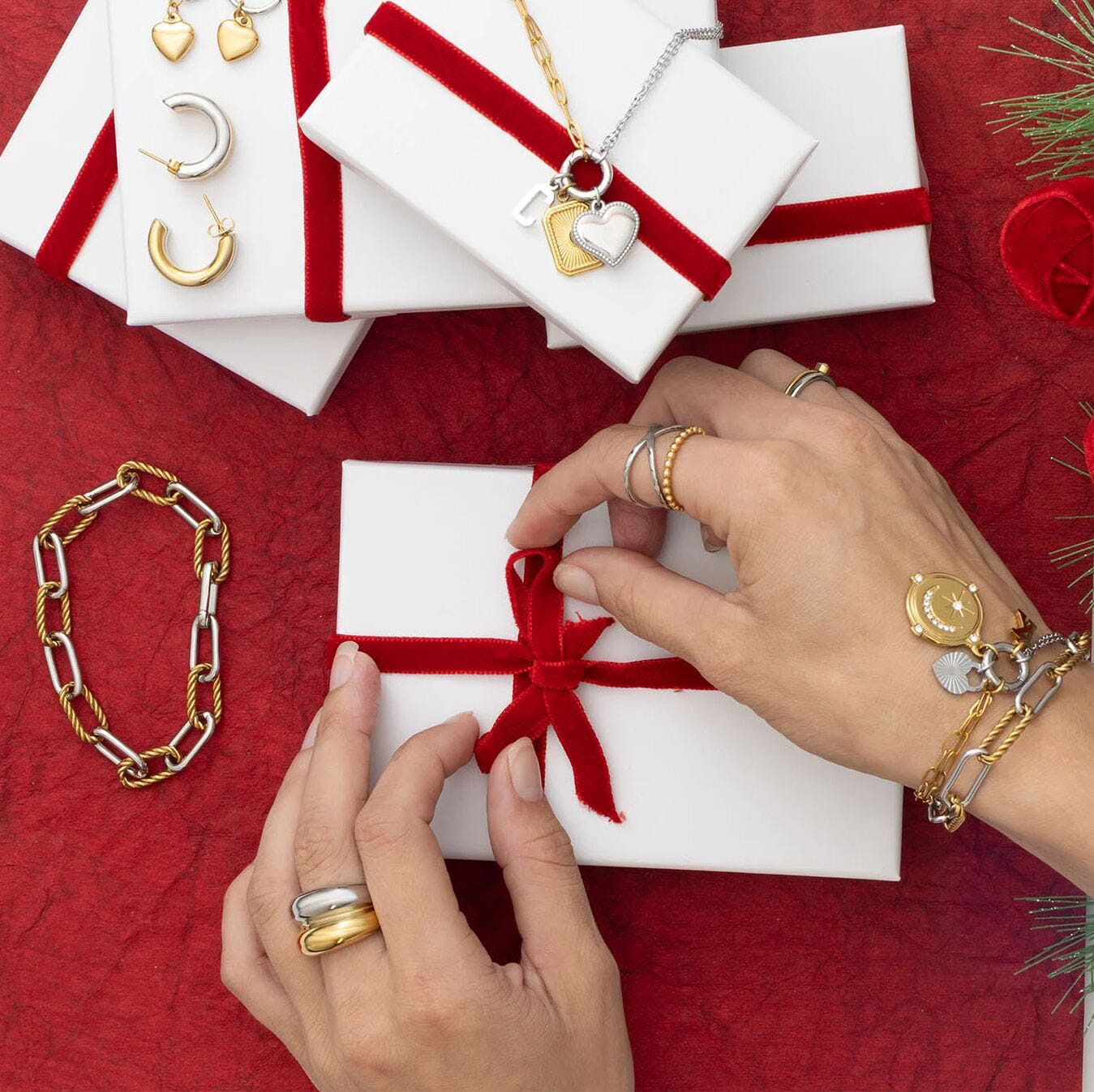 MEA NANI JEWELLERY Armbånd DUALITY – 18k gullbelagt & sølvfarget tvunnet armbånd