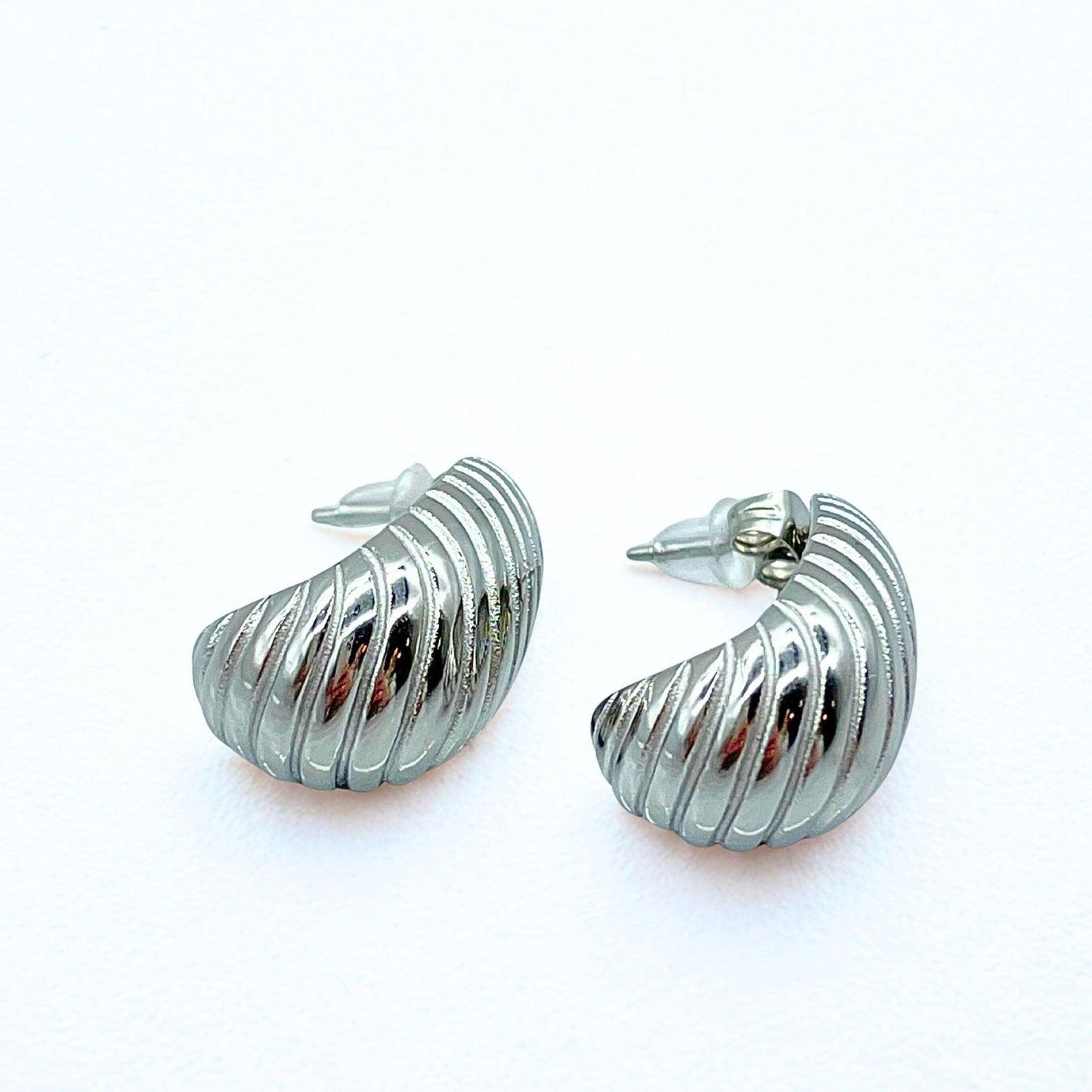 MEA NANI JEWELLERY Øredobber Sølv LINNE – chunky øredobber