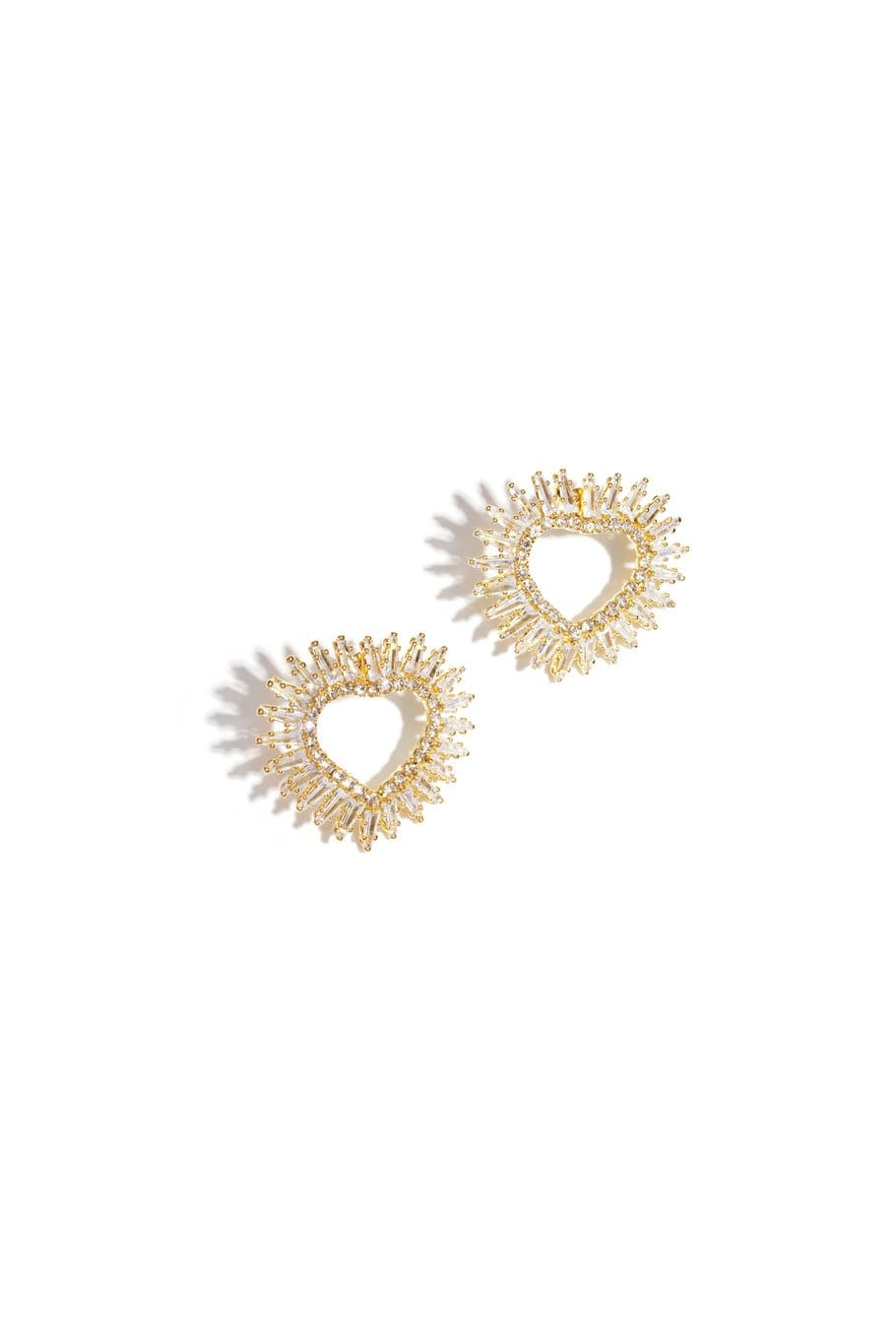 MEA NANI JEWELLERY Øredobber THE AURA HEART EARRINGS – 14 K gullbelagte festøredobber