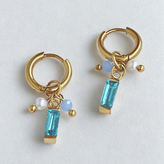 MEA NANI JEWELLERY Øreringer OCEAN WHISPERS HOOPS – 14K GULLBELAGT & HAVBLÅ