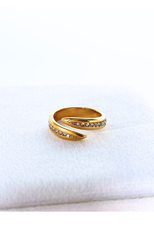 MEA NANI JEWELLERY Ring EIRA 18K GULLBELAGT RING MED ZIRKONA STEIN - Klassisk og justerbar ring til dame