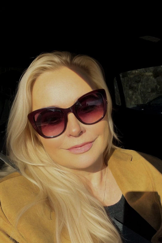 MEA NANI JEWELLERY Solbriller VELVET SUN - Brune solbriller til dame