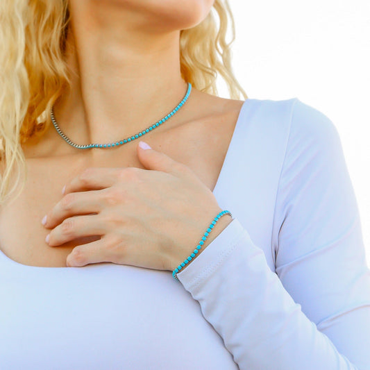 MEA NANI JEWELLERY Tennisarmbånd SANTORINI BRACELET – turkis tennisarmbånd i kirurgisk stål