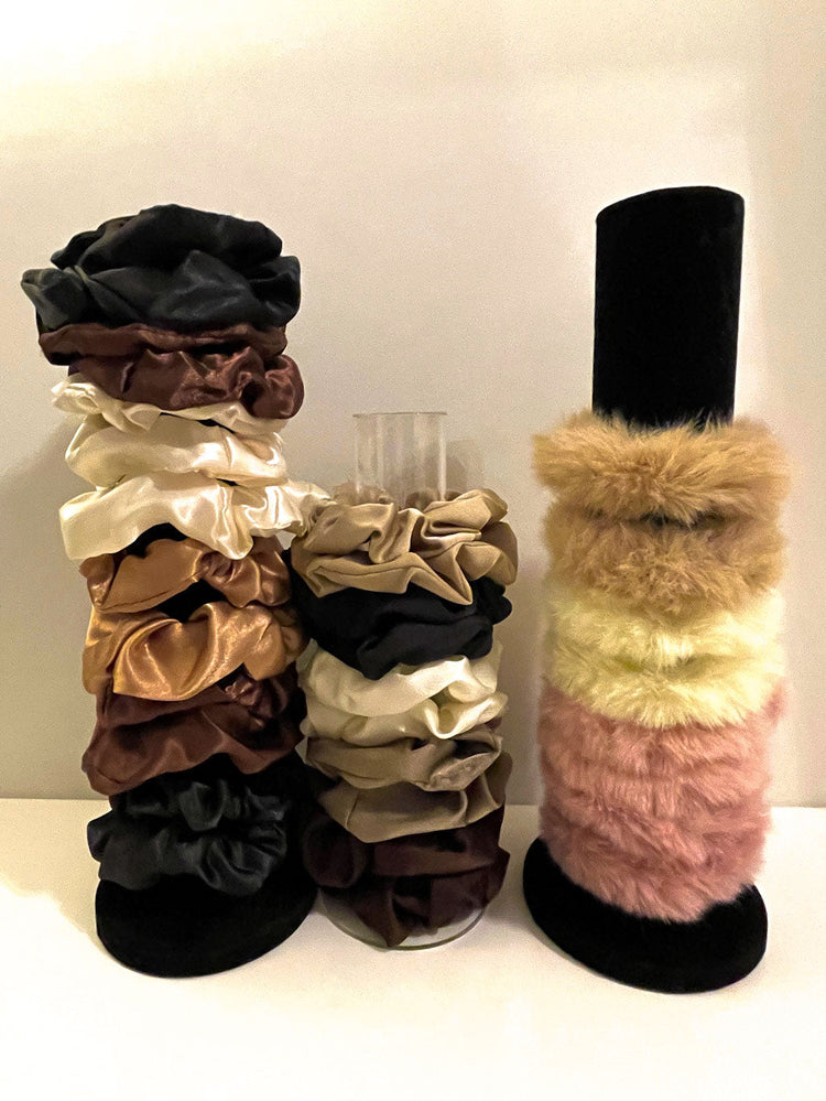 HÅRSTRIKK & SCRUNCHIES