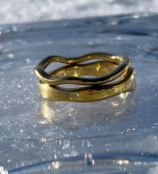 Blueyejewelry Ring STACK GULLFYLT RING (18k)