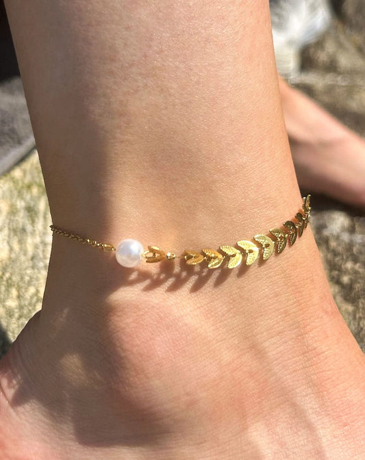 MEA NANI JEWELLERY Ankellenke NAYA – 18K gullbelagt ankellenke med perler