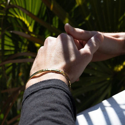 MEA NANI JEWELLERY Armbånd THE HAVEN CUFF – 18K Gold Waterproof Herrearmbånd