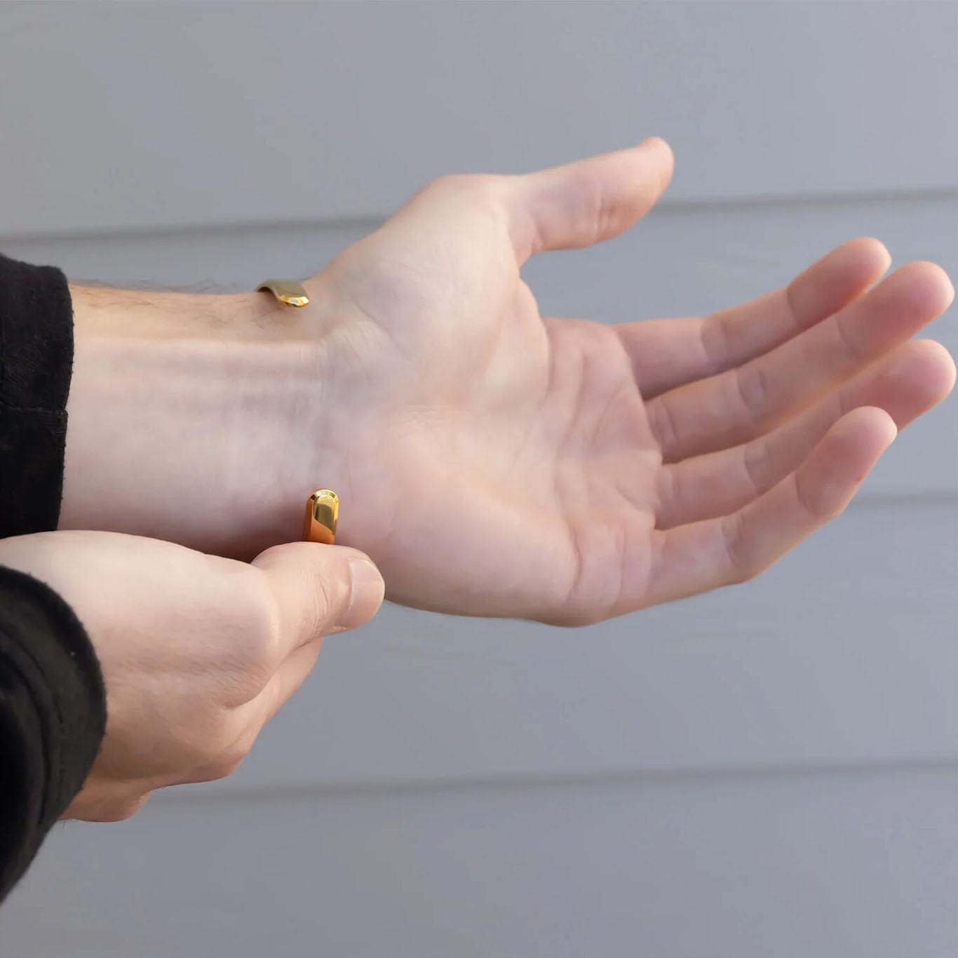 MEA NANI JEWELLERY Armbånd THE HAVEN CUFF – 18K Gold Waterproof Herrearmbånd