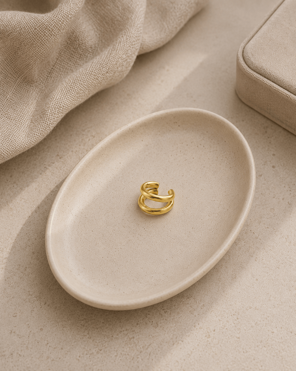 MEA NANI JEWELLERY Ear cuff Default TWIN CURVE EAR CUFF – 14K gullbelagt