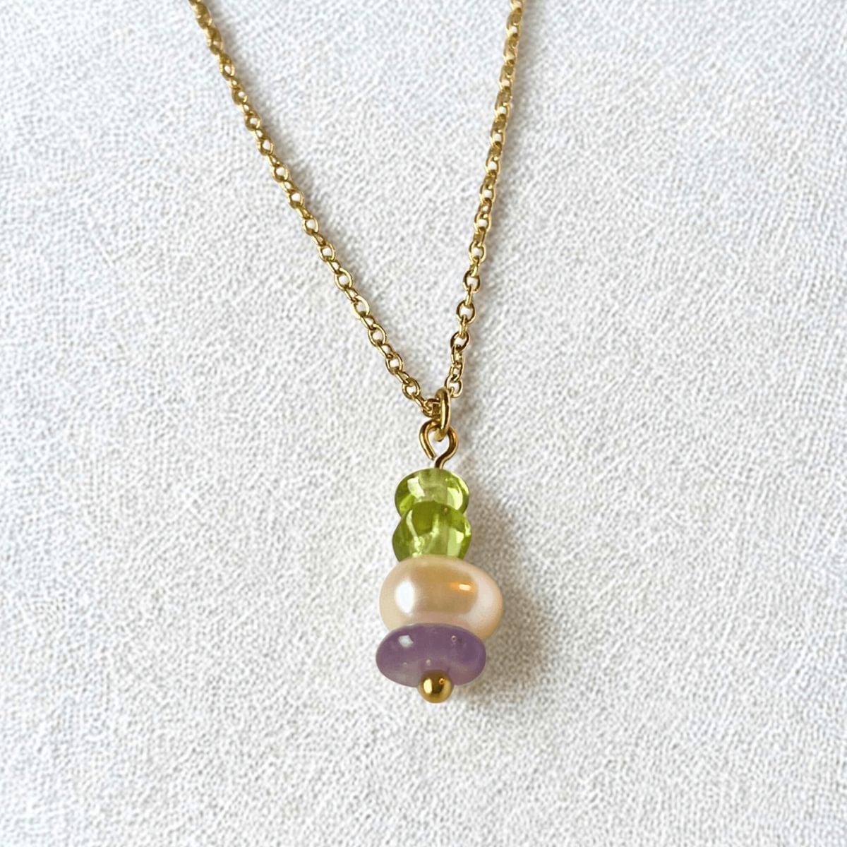 MEA NANI JEWELLERY Halskjede AMIR NECKLACE – 18k gullbelagt halskjede med perler
