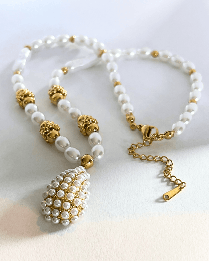 MEA NANI JEWELLERY Halskjede GOLDEN PEARL DROP – Halskjede 18K PVD gullbelagt