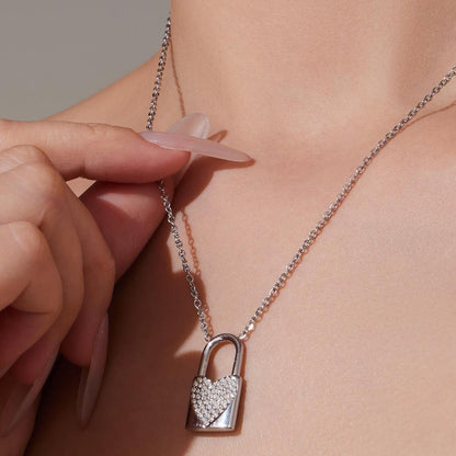 MEA NANI JEWELLERY Halskjede KEY TO MY HEART - Halskjede i kirurgisk stål