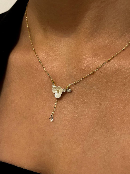 MEA NANI JEWELLERY Halskjede LILJA HALSKJEDE - GULLBELAGT (18K)