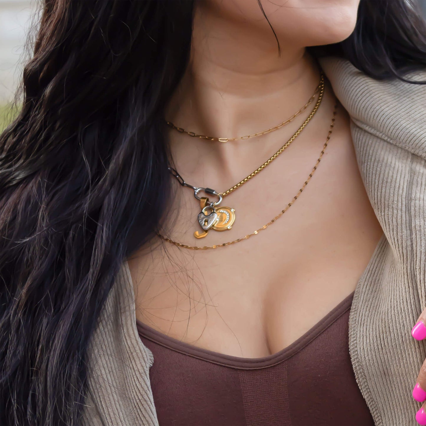 MEA NANI JEWELLERY Halskjede med feste for charms BALANCE LINK – 18K gullbelagt halskjede i totonet stål