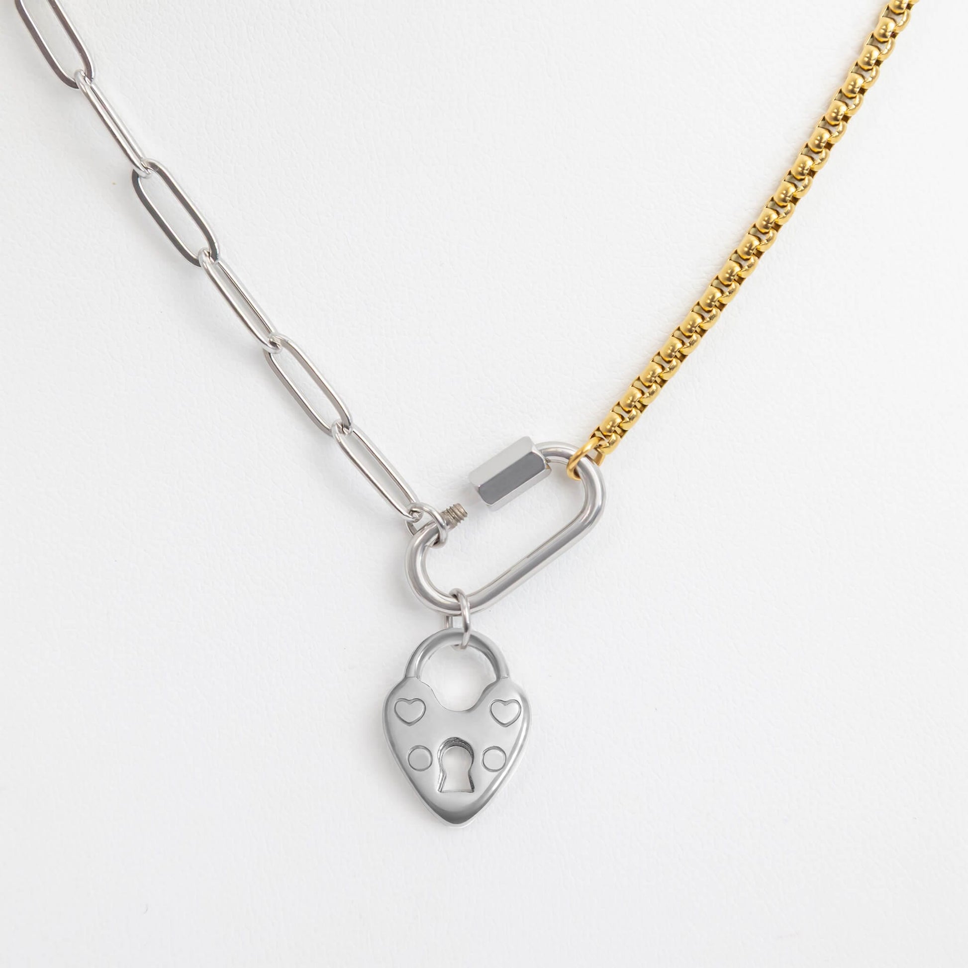 MEA NANI JEWELLERY Halskjede med feste for charms BALANCE LINK – 18K gullbelagt halskjede i totonet stål