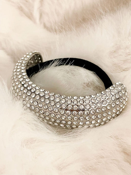 MEA NANI JEWELLERY Hårstrikk LUX -  HÅRSTRIKK MED 18K GULLBELAGT METALLSPENNE