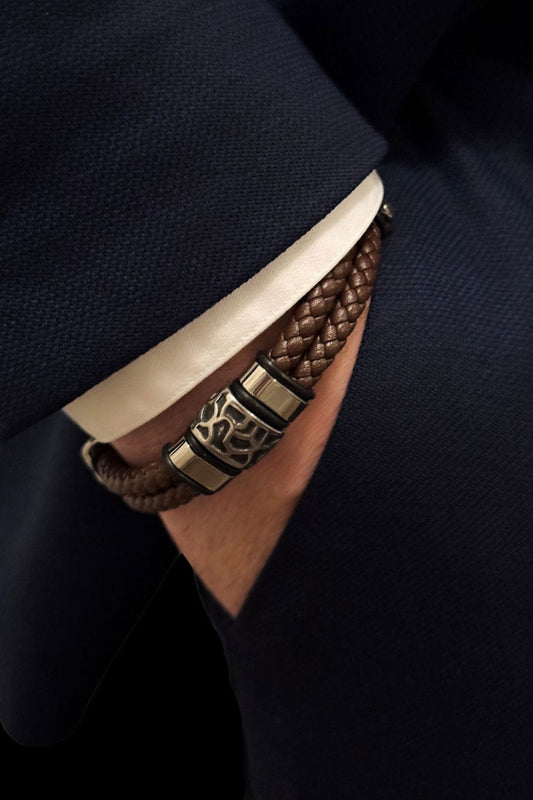 MEA NANI JEWELLERY Herrearmbånd NORHEIM HERREARMBÅND I EKTE SKINN - Maskulint og røft armbånd til menn
