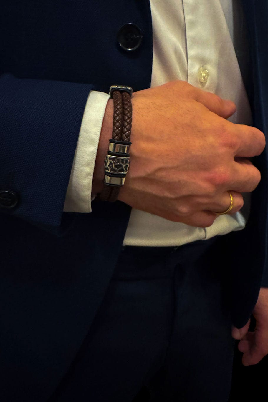 MEA NANI JEWELLERY Herrearmbånd NORHEIM HERREARMBÅND I EKTE SKINN - Maskulint og røft armbånd til menn