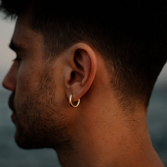 MEA NANI JEWELLERY Herreørering Gullbelagt Herreørering – 18K Gull (15 mm)