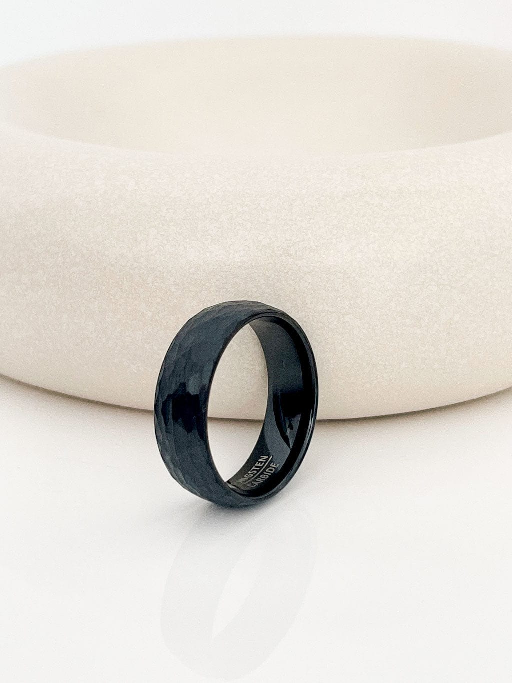 MEA NANI JEWELLERY Herrering SVART TUNGSTEN CARBIDE RING 8MM