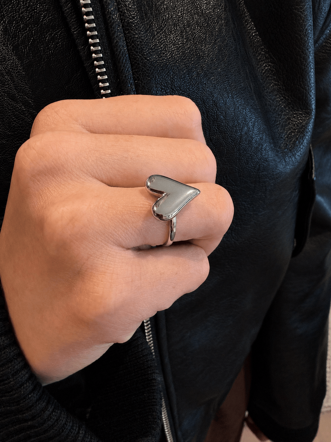 MEA NANI JEWELLERY Justerbar ring Default WILD HEART RING – kirurgisk stål, justerbar