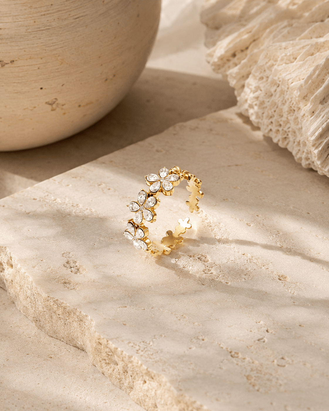 MEA NANI JEWELLERY Justerbar ring FLEUR Ring – 14K gullbelagt