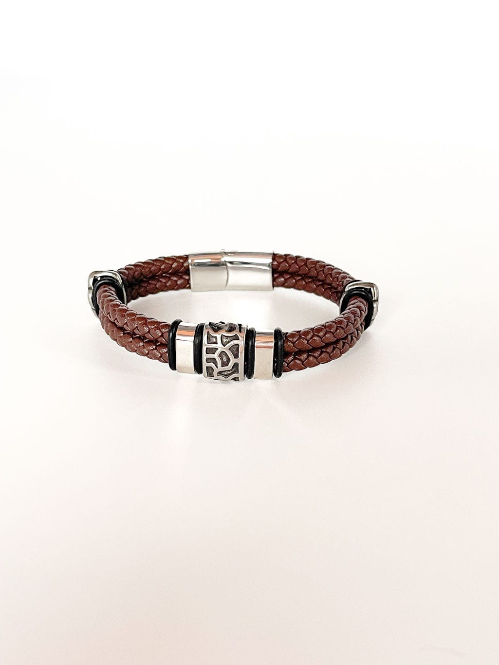 MEA NANI JEWELLERY NORHEIM HERREARMBÅND I EKTE SKINN - Maskulint og røft armbånd til menn