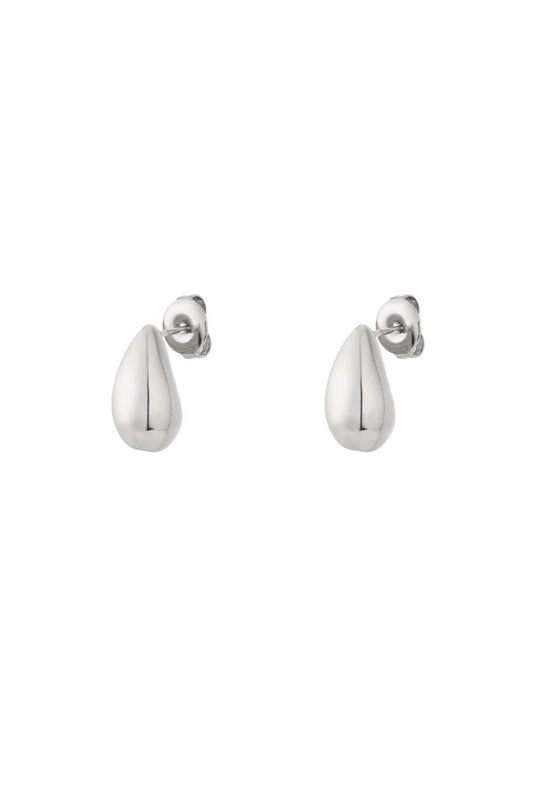 MEA NANI JEWELLERY Øredobber HELLO LOVELY DROPLET STUDS – Waterproof øredobber i kirurgisk stål