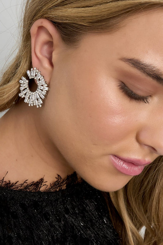 MEA NANI JEWELLERY Øredobber MIDNIGHT SHINE EARRINGS – 14K gullbelagt hvitt gull statementøredobber