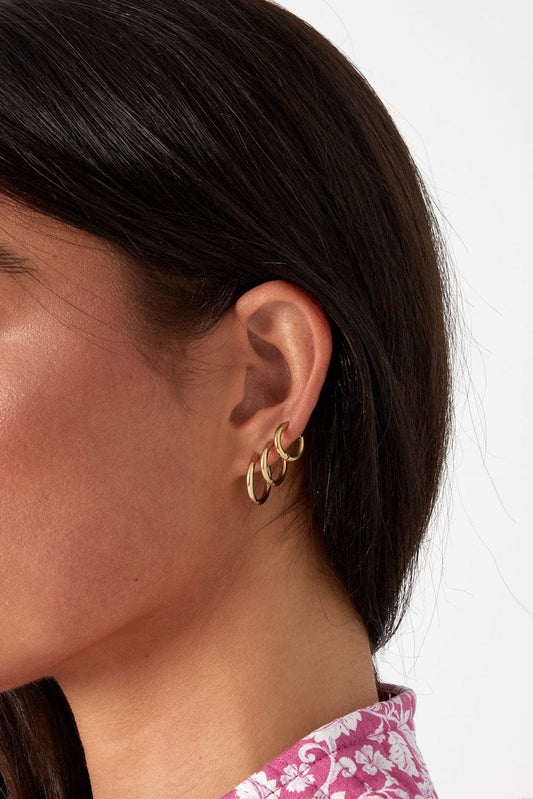 MEA NANI JEWELLERY Øreringer ELENA HOOPS - Små gullbelagte øreringer - klassisk design i 3 størrelser