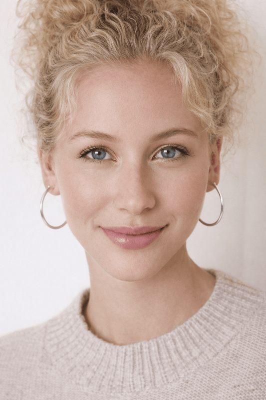 MEA NANI JEWELLERY Øreringer EVERYDAY CONFIDENCE HOOPS – MEDIUM (Gull eller sølv)