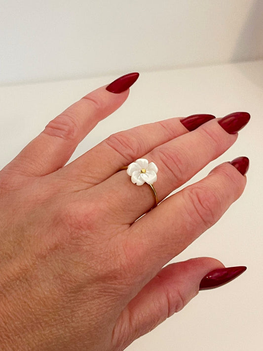 MEA NANI JEWELLERY Ring BLOM JUSTERBAR RING - GULLBELAGT 18K