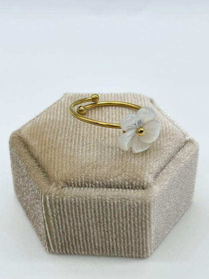 MEA NANI JEWELLERY Ring BLOM JUSTERBAR RING - GULLBELAGT 18K