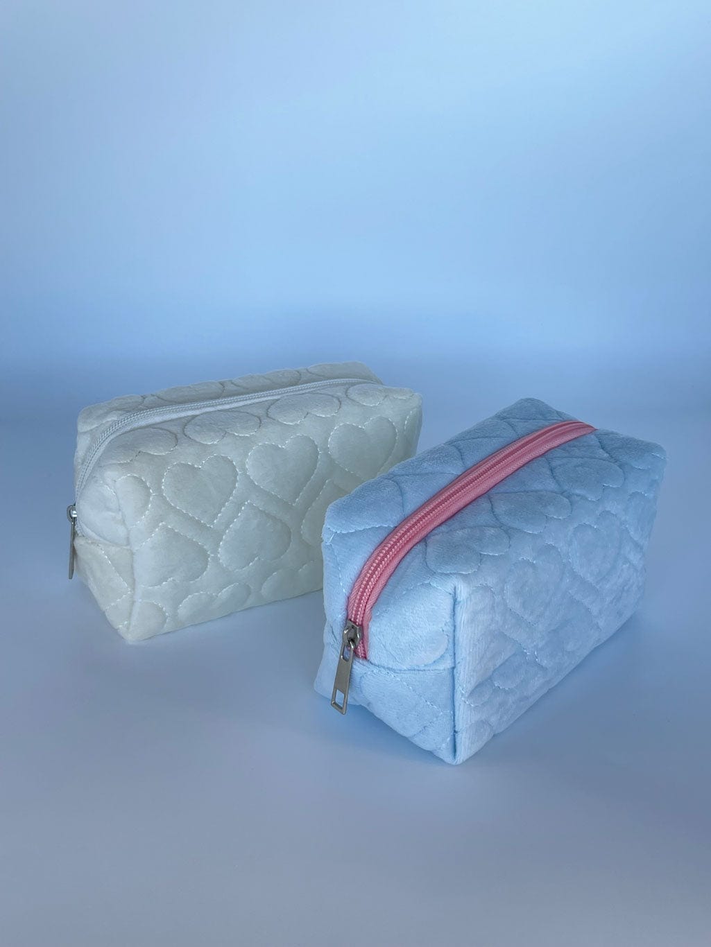 MEA NANI JEWELLERY Sminkeveske TERRY QUILTET SMINKEVESKE -Liten kosmetikkbag for jobb, trening eller reise