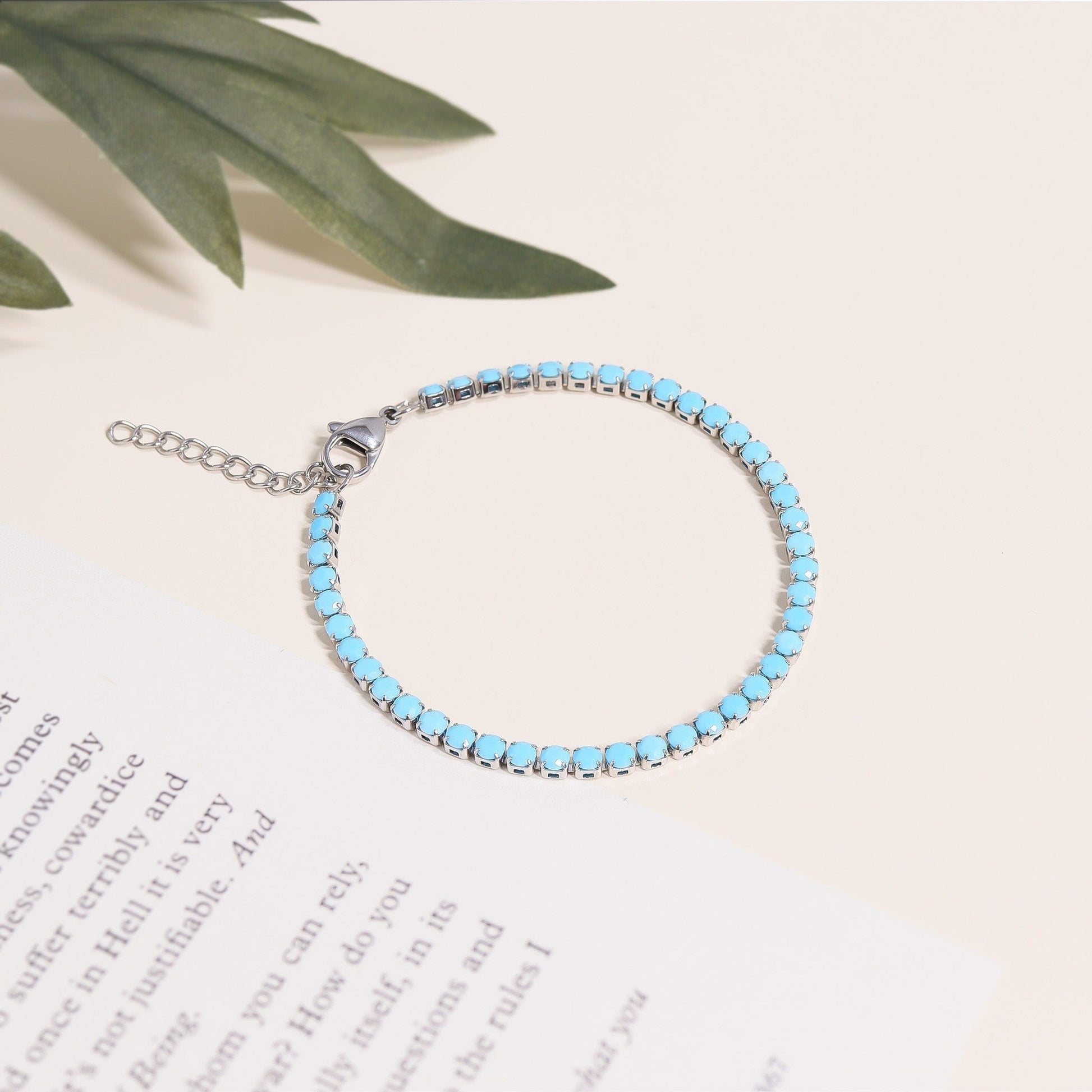 MEA NANI JEWELLERY Tennisarmbånd SANTORINI BRACELET – turkis tennisarmbånd i kirurgisk stål